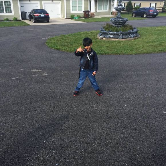 Meet your Posher, Ricky - Picture 1 of 1